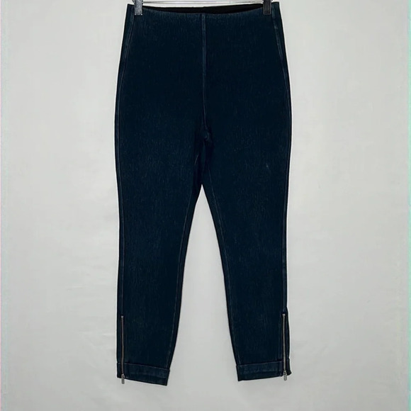 Lysse Knit Denim Cuffed Ankle Zip Cropped Shaping Leggings - Size Medium - Picture 1 of 8
